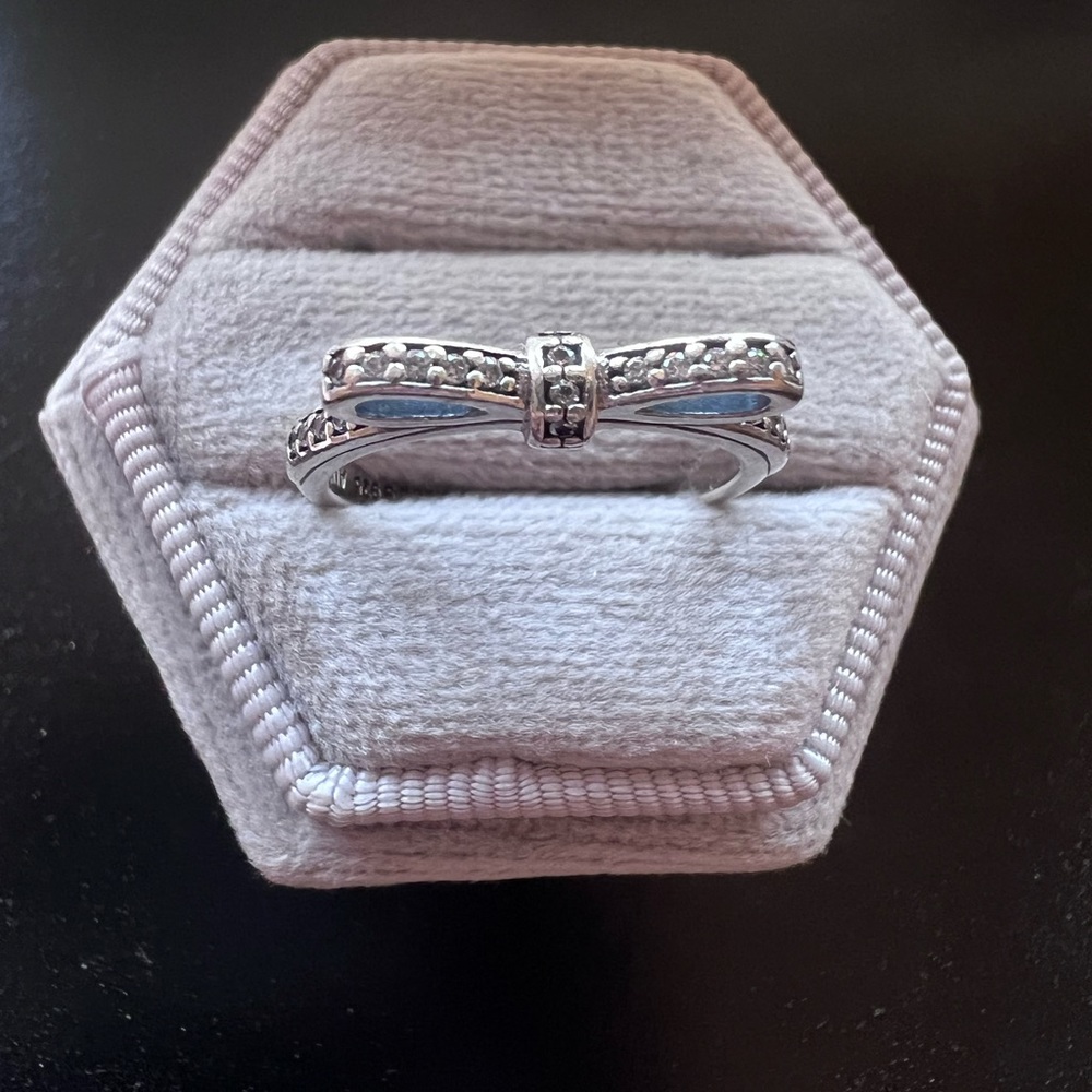 PANDORA BOW RING🎀💍